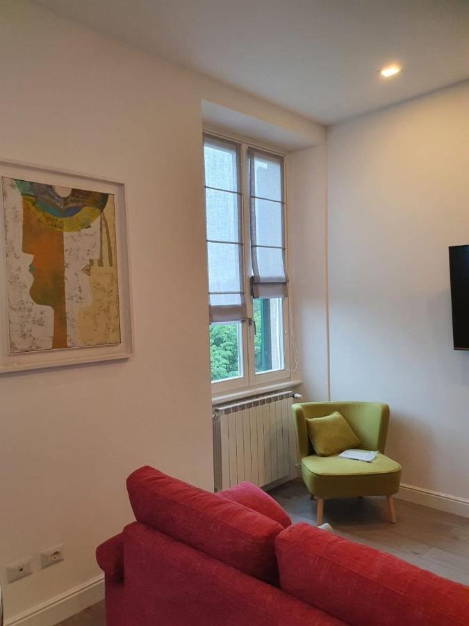La Maison Du Mira Intra Bagian luar foto