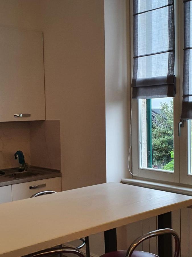 La Maison Du Mira Intra Bagian luar foto