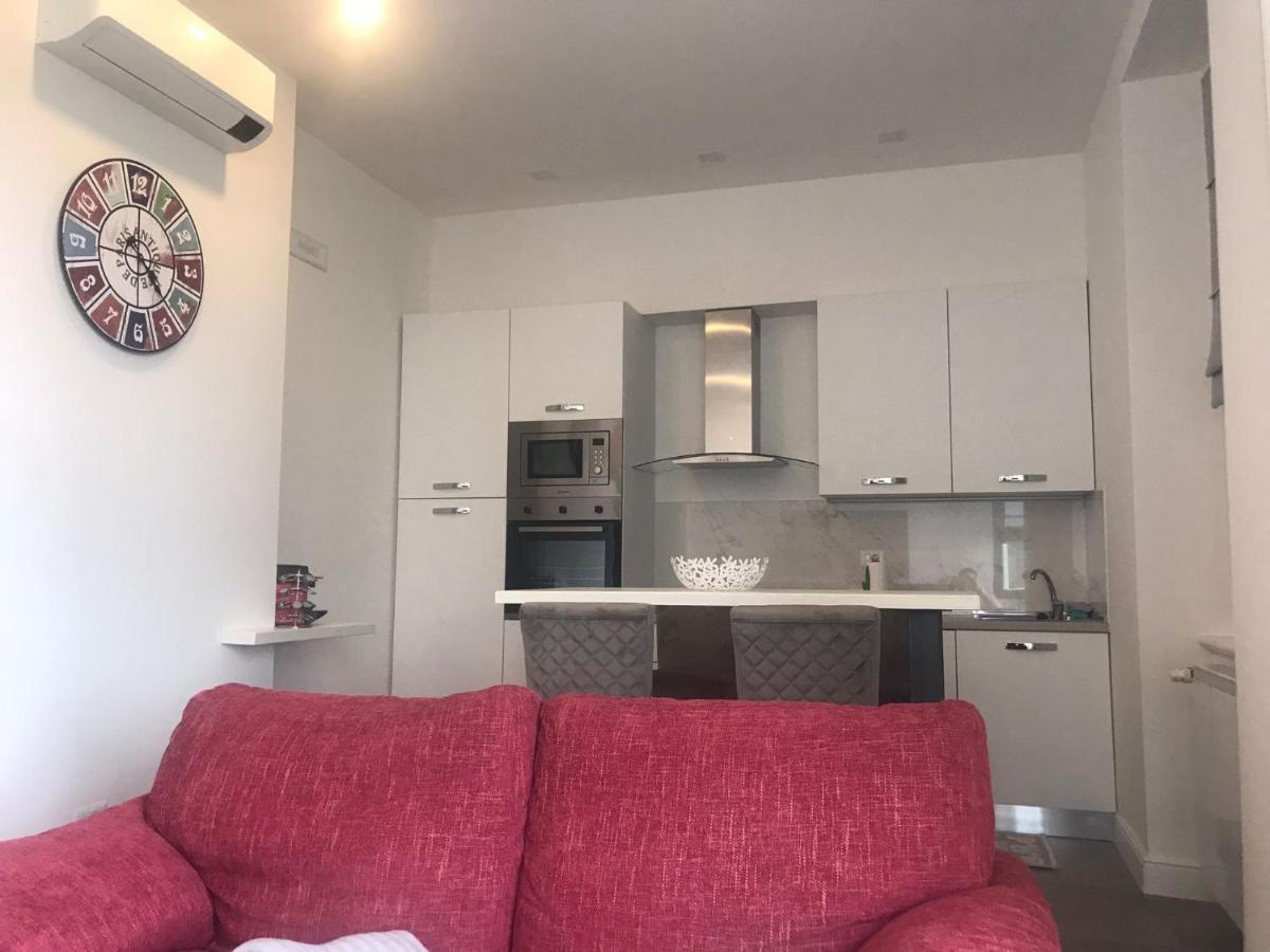 La Maison Du Mira Intra Bagian luar foto